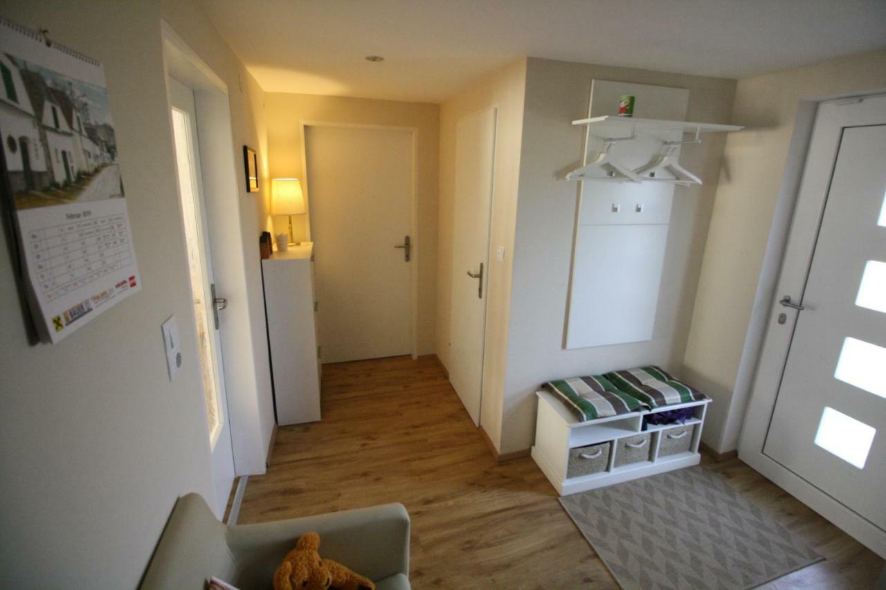 Ferienwohnung Fam. Frey Kleinhoflein Dış mekan fotoğraf